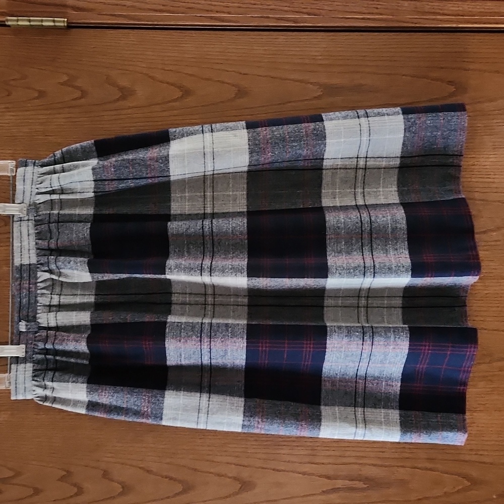 Misses vintage ILGWU plaid skirt - Size 13/14
